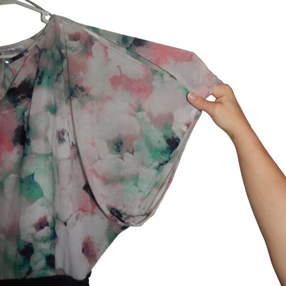 JENNIFER LOPEZ women's x-small pastel floral cold shoulder flowy shirt blouse - Picture 7 of 12